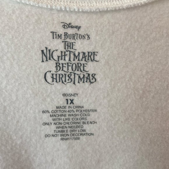 DISNEY TIM BURTON'S THE NIGHTMARE BEFORE CHRISTMAS SWEATSHIRT SIZE 1X - Picture 2 of 12